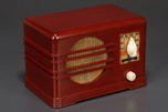 Rare Wilcox-Gay Radio A51 ’L’il Champ’ in Oxblood Red